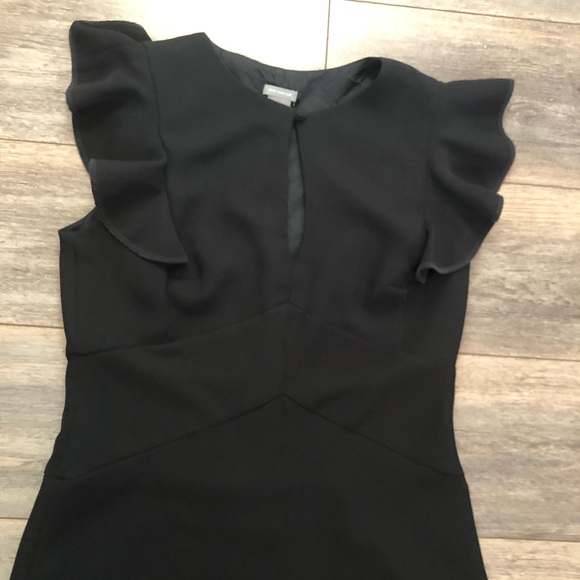 Ann Taylor little black dress - Picture 2 of 6